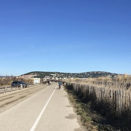 Superbe 3 Pieces Avec Parking Et Climatisation A Sète